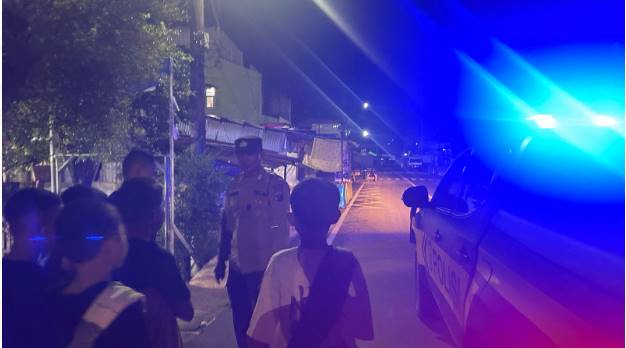 Polsek Sibolga Selatan Laksanakan Patroli Dialogis dan Imbau Warga Lapor Aksi Premanisme