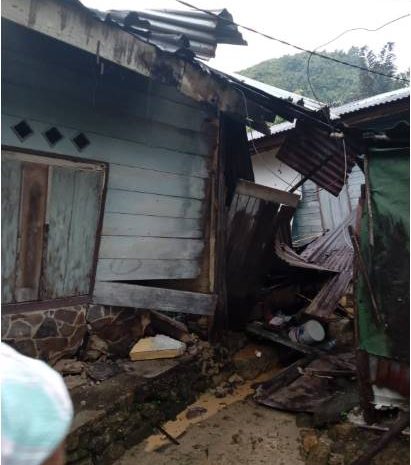 Tanah Longsor di Sibolga Utara, Dua Rumah Semi Permanen Rusak Berat 