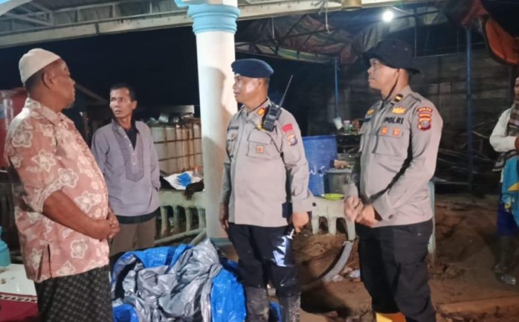  Brimob Sumut Patroli Tengah Malam : Jaga Keamanan Warga dan Pantau Sungai Garoga yang Mulai Surut