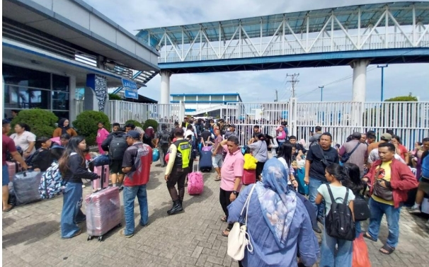  PT. Pelindo Regional 1 Siapkan Layanan Bagi Penumpang Arus Mudik Nataru di Pelabuhan Terminal Bandar Deli Belawan 