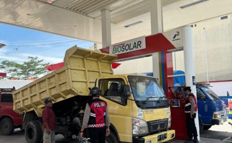 Cegah Penyalahgunaan BBM Bersubsidi, Perintis Presisi Polres Toraja Utara Kembali Gelar Patroli di Sejumlah SPBU
