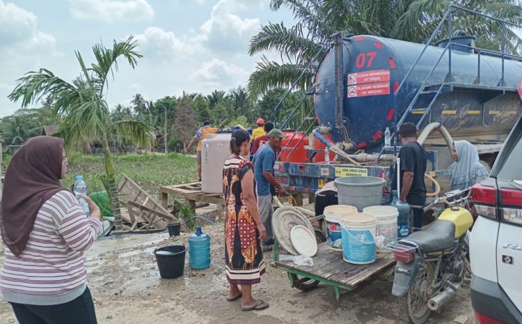 Pertamina EP Rantau Salurkan Air Bersih dan Bantuan Sembako di Puluhan Desa