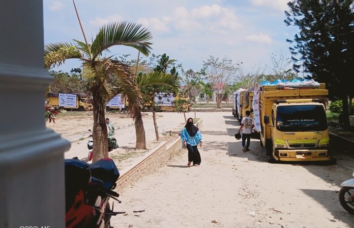 Kemensesneg Salurkan Bantuan Paket Lebaran ke Aceh Tamiang