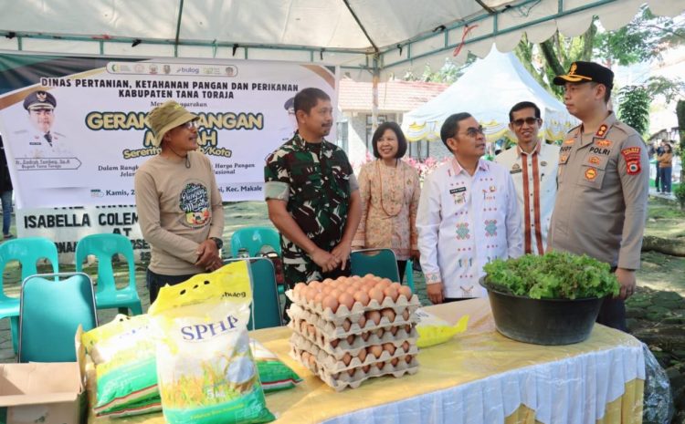  Dukung Stabilitas Harga Pangan Jelang Idul Adha,Kapolres  Tana Toraja bersama Forkopimda Hadir Ditengah Masyarakat Lewat Gerakan Pangan Murah 