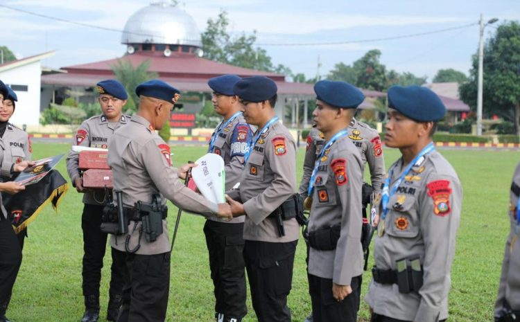  Menjelang HUT Bhayangkara ke-80 Brimob Polda Sumut Apel Pemberian Penghargaan Pada Personil, Teguhkan Disiplin Raih Prestasi