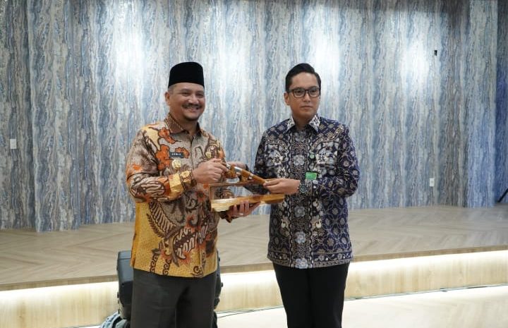 Ucapkan Terima Kasih Langsung kepada Pemko Medan,Bupati Armia Apresiasi Ketulusan Rico Waas 