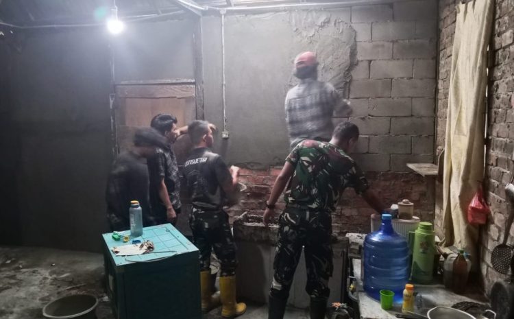  Satgas TMMD ke-129 Kodim 0418/Palembang Terus Kebut Rehab RTLH Milik Ibu Sumilah