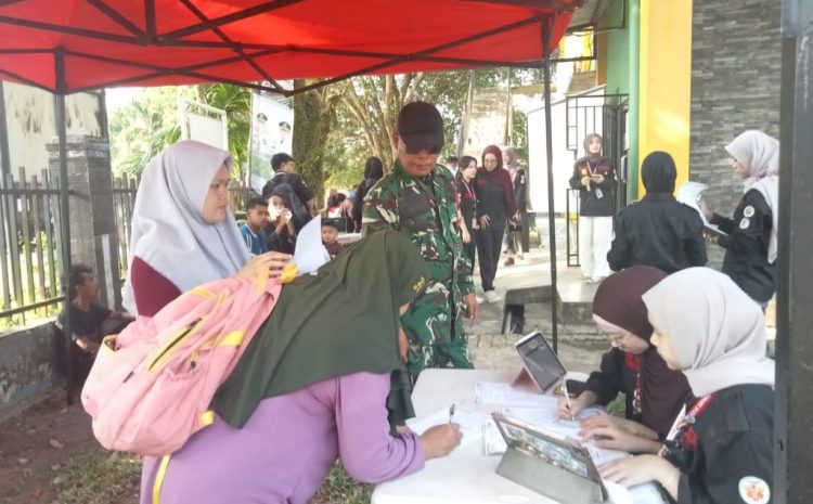  Mahasiswa FK Universitas Unsri Kunjungi Poskotis TMMD Ke-129 Kodim 0418/Palembang, Dapat Penjelasan Program TMMD