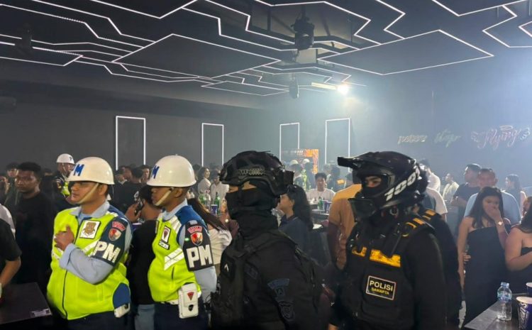  Sat Brimob Polda Sumut Perkuat Kamtibmas Melalui Patroli KRYD Gabungan, Ciptakan Situasi Aman dan Kondusif di Kota Medan