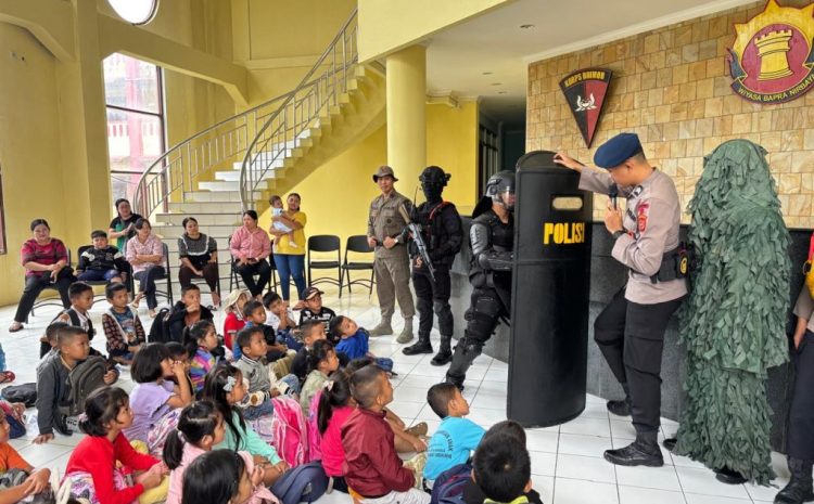  Brimob Sumut Kenalkan Profesi dan Tugas Kepolisian Kepada 37 Anak PPA di Nias