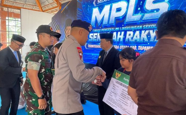  Danyon C Sat Brimob Polda Sumut Hadiri Pembukaan MPLS Sekolah Rakyat Tapsel Tahun Ajaran 2026/2027