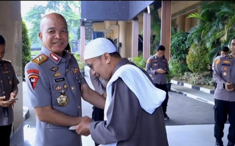  Dari Masjid Baiturrahman Polda Banten Menuju Baitullah,Hadiah Umroh Jadi Wujud Kepedulian Kapolda