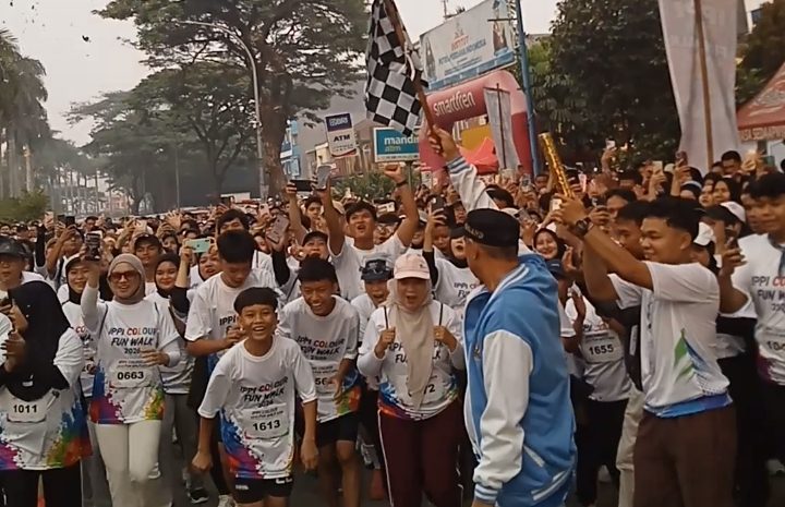 Ribuan Peserta Meriahkan IPPI Colour Fun Walk 2026,Dorong Gaya Hidup Sehat dan Kebersamaan