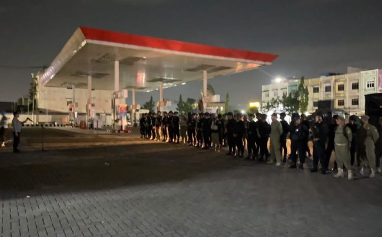  Hadirkan Rasa Aman di Jam Rawan, Brimob Polda Sumut Bersama Tim Gabungan KRYD Sisir Kota Medan