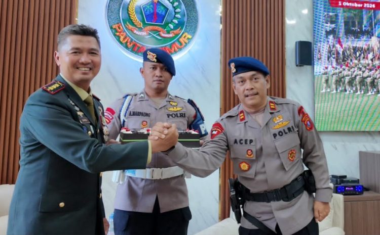  Pererat Sinergitas TNI-Polri, Batalyon B Brimob Sumut Berikan Surprise HUT TNI ke-81 di Tiga Satuan