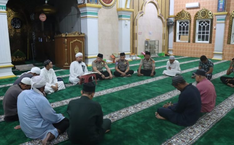  Kapolres Toraja Utara Gelar Subuh Keliling, Pererat Silaturahmi dan Ajak Warga Jaga Kamtibmas
