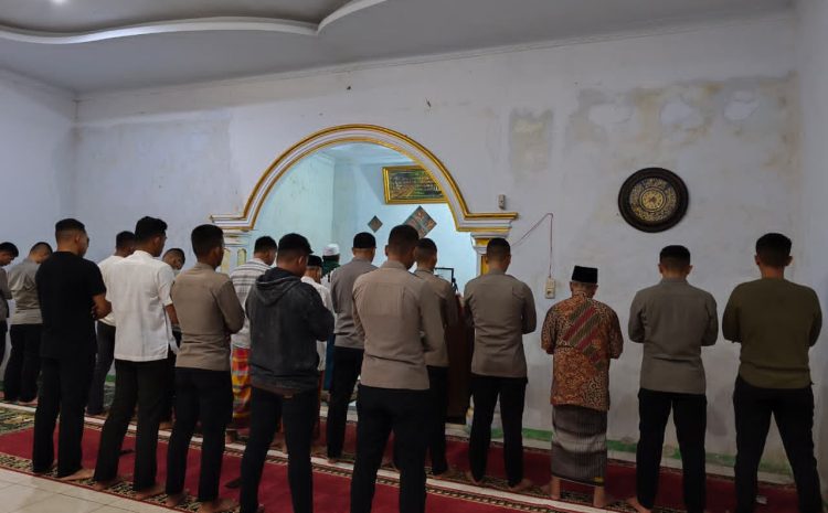  Brimob Sumut Hadir di Waktu Subuh, Ciptakan Rasa Aman dan Pererat Kedekatan dengan Masyarakat