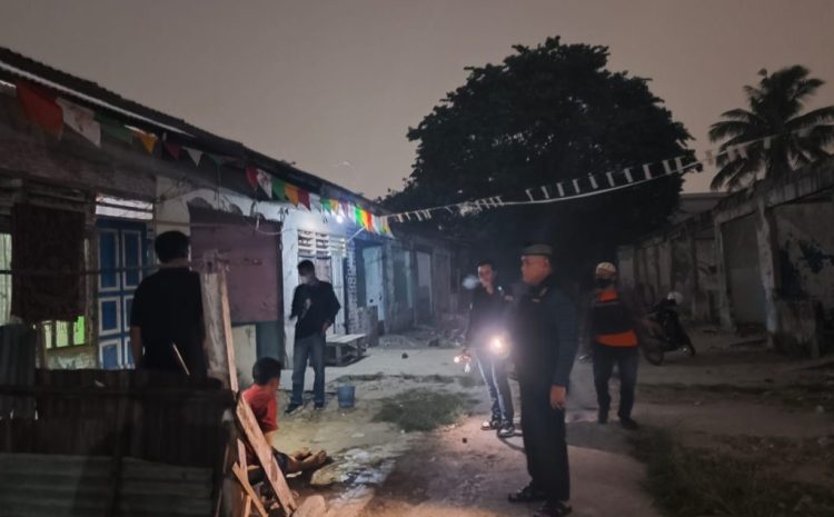  Polsek Plaju Amankan 8 Orang dalam Penggerebekan Dua Lokasi Dugaan Penyalahgunaan Sabu